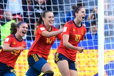 スペインが南アに逆転勝利、エルモソが2本のPK決める 女子W杯