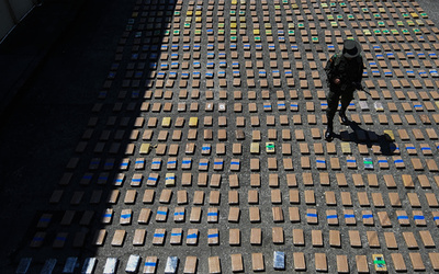 コロンビア、最大の麻薬組織が投降へ 「全員裁き受ける」