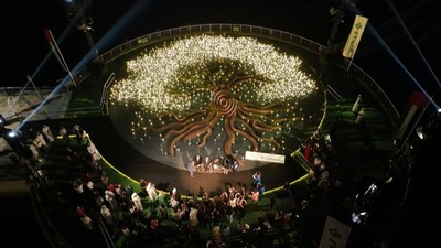 動画:世界最大のソーラーライト展でギネス認定 UAE