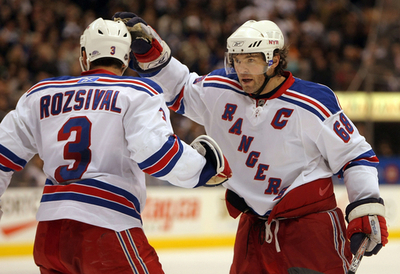 レンジャーズ メープルリーフスに勝利