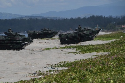 米比軍が合同演習、同盟強化へ 中国とは対立姿勢