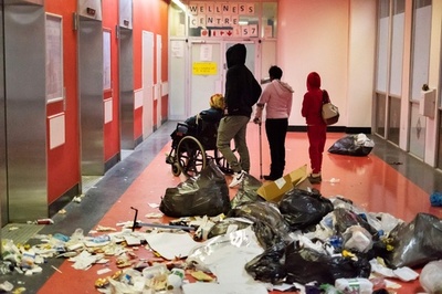 南アフリカ最大規模の病院で職員がスト、まひ状態に