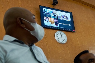 パーム農園で強制労働させ拷問死、4人に禁錮刑 インドネシア