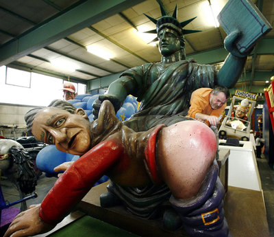 ローゼンモンタークの山車がお目見え - ドイツ