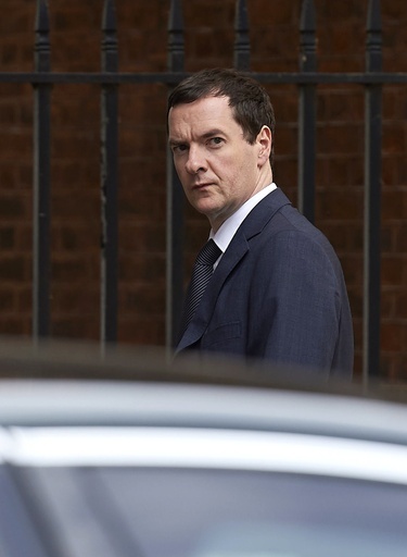 英財務相、「ギリシャ金融支援への参加に反対」 英紙報道