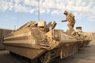 イラク駐留英軍、2009年5月末までに任務終了 英首相