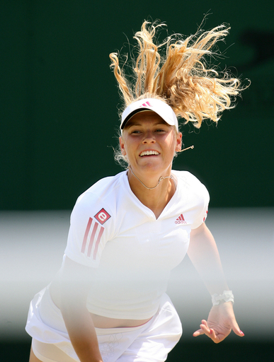 ボズニアツキ メディナ・ガリゲス下し4回戦進出、ウィンブルドン選手権