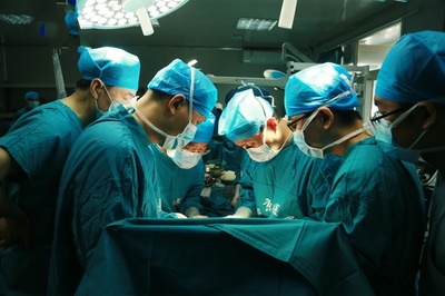 中国で多臓器多組織の同時移植が成功