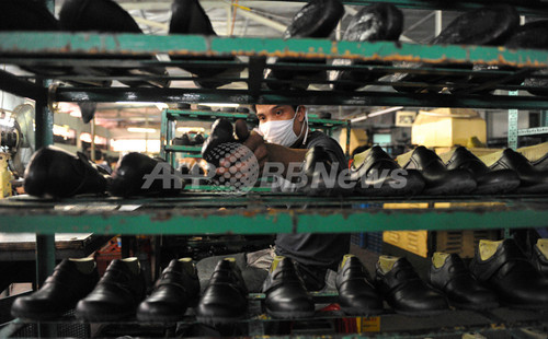 イメルダ夫人も愛したフィリピン マリキナ靴 再興を目指す 写真17枚 ファッション ニュースならmode Press Powered By Afpbb News