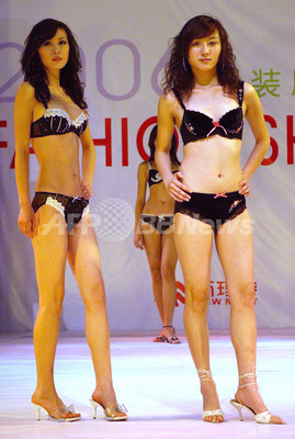 下着ファッションショー 瀋陽で開催 中国 写真3枚 ファッション ニュースならmode Press Powered By Afpbb News