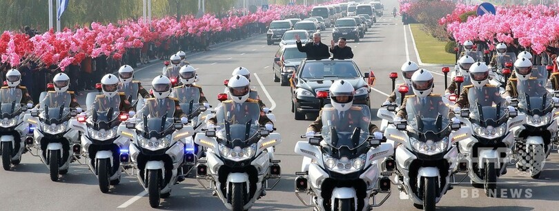 金正恩氏、キューバ議長と会談 「極めて重要な問題」で意見交換