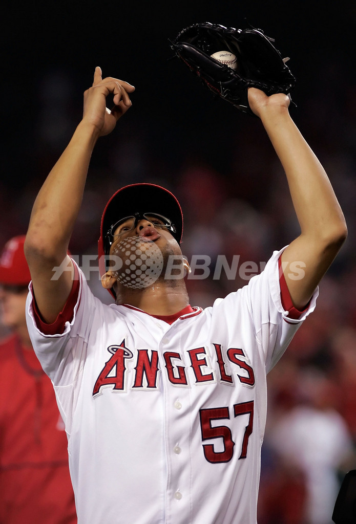 エンゼルス デビルレイズに競り勝つ