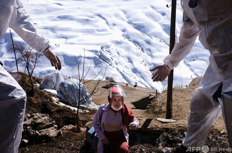 雪山とワクチン恐怖…トルコの医師に立ちはだかる壁