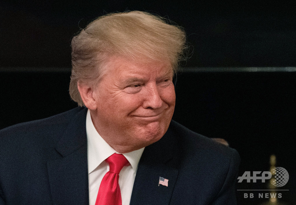 トランプ氏、北朝鮮のミサイル発射「米国への警告ではない」 トランプ氏、北朝鮮のミサイル発射「米国への警告ではない」