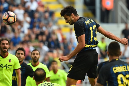 ハートが本領発揮 ローマはトッティの40歳を勝利で祝えず 写真10枚 国際ニュース Afpbb News