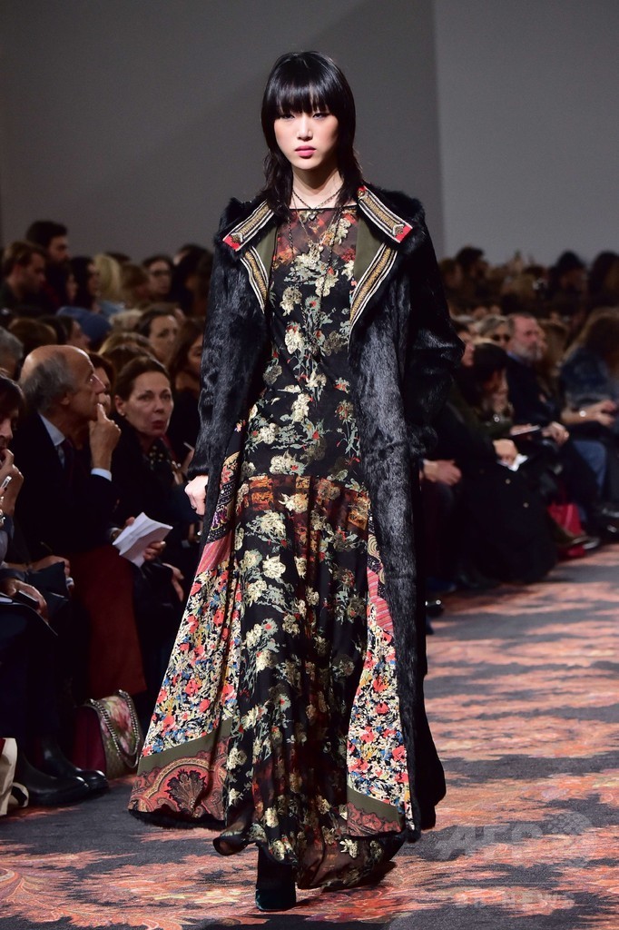 「エトロ」16/17年秋冬コレクション