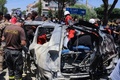 レバノン・キアラで、イスラエル軍の空爆で「ジェマ・イスラミア」の司令官が殺害されたとされる現場に集まる治安部隊員ら（2024年6月22日撮影）。(c)Hassan JARRAH / AFP