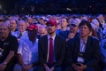 米ジョージア州アトランタで全米ライフル協会（NRA）が開いたリーダーシップフォーラムで、ドナルド・トランプ大統領の演説を聞く参加者（2017年4月28日撮影）。(c)AFP/JIM WATSON