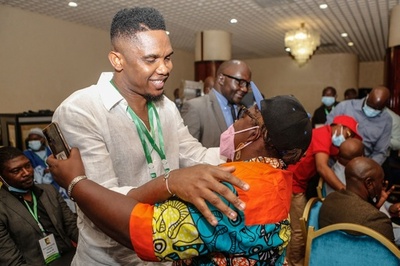 エトー氏がカメルーン連盟の会長に就任、元代表のレジェンド