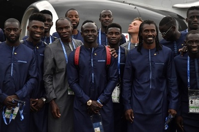 セネガル代表がロシア到着、W杯で日本と同組