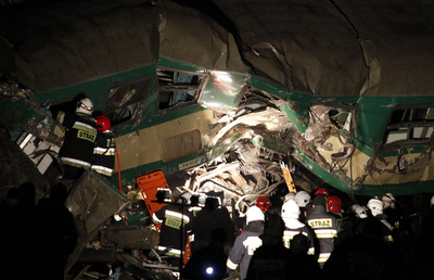 ポーランドで列車衝突、14人死亡