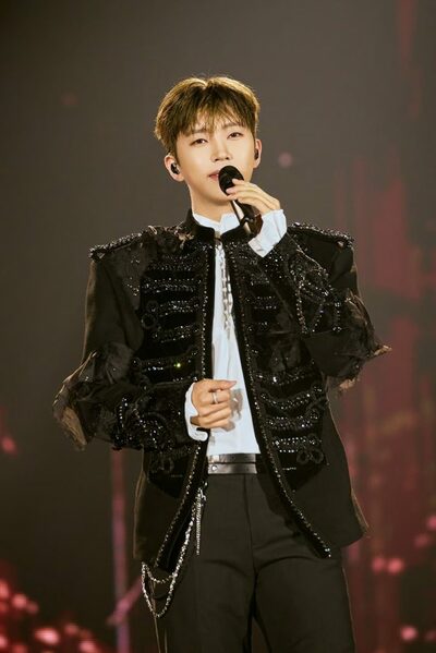 全国ツアー成功のイム・ヨンウン、2月広告モデルブランド評判トップ3入り