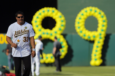 元MLBのカンセコ氏、誤って自身の手に発砲 米報道