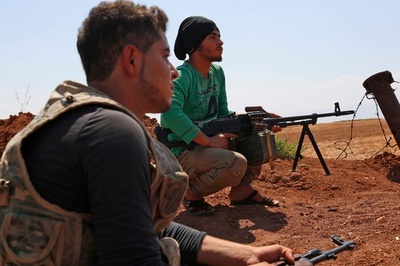 シリア反体制派が政府軍の進攻妨害へ橋爆破