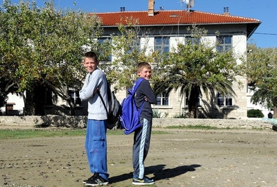 親しい友人同士の脳活動に驚きの類似性、研究