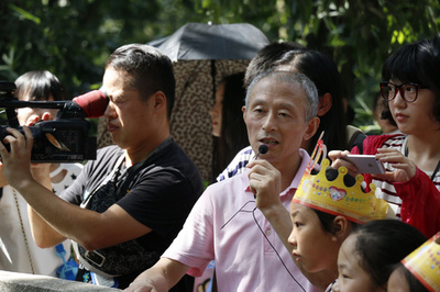 「いつか孫を連れて見にいくよ」　定年を迎えたパンダの「お父さん」