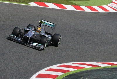 ロズベルグが2戦連続のポールポジション、スペインGP