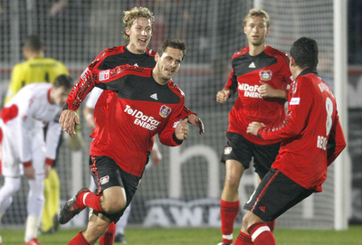 レバークーゼン ケルンを下し暫定首位に