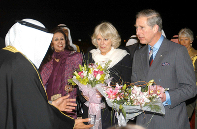 英国皇太子と夫人、湾岸諸国歴訪開始 - クウェート