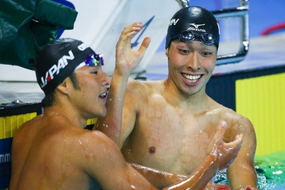 萩野が200m個人メドレーでフェルプス抑え金、瀬戸が銅 パンパシ水泳