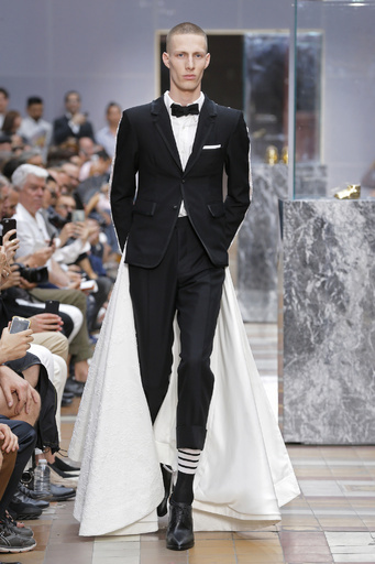 「トム ブラウン」18年春夏メンズ