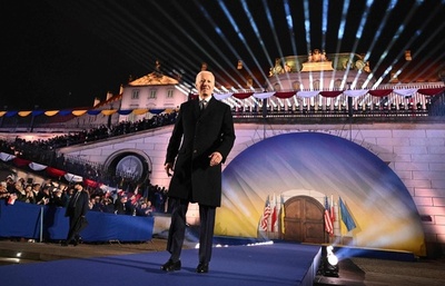 「ロシアは決して勝利せず」 米大統領、ポーランドで演説