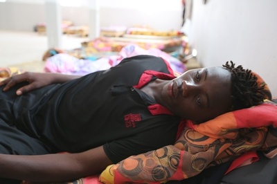 チュニジア沖で移民乗せたボート転覆、82人不明