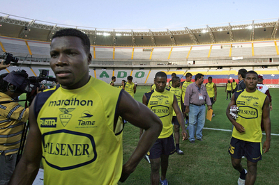 エクアドル代表 初戦のスタジアムを視察