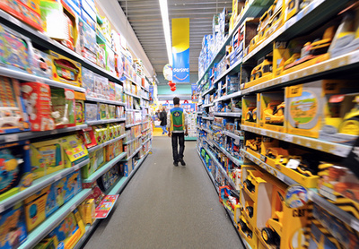 万引きの摘発件数、高齢者が少年上回る 東京