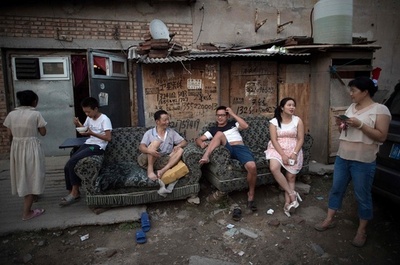 中国シリコンバレーの中の村落 消えゆく路地と庶民の暮らし