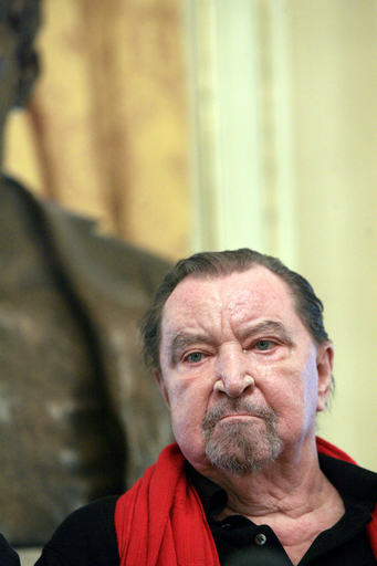 仏人振付師モーリス・ベジャール　心臓と腎臓を疾患