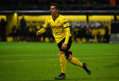 マンUがムヒタリアン獲得を正式発表、契約は4年