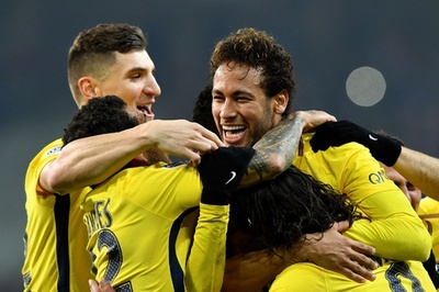 ネイマールが見事な直接FK弾、PSGが勝負の2月を快勝発進