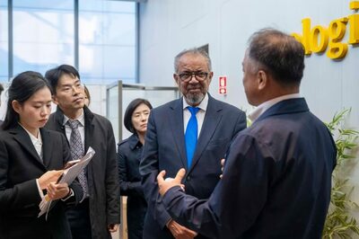 WHO事務局長「韓国は100カ国を支える拠点」…ワクチンの公平な供給へ人材育成を評価