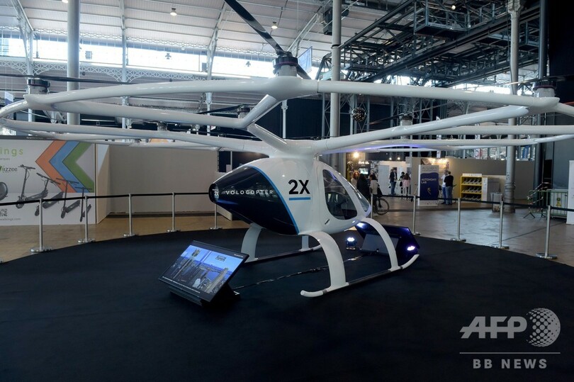 空飛ぶタクシー「ボロコプター」、シンガポールで来年試験飛行