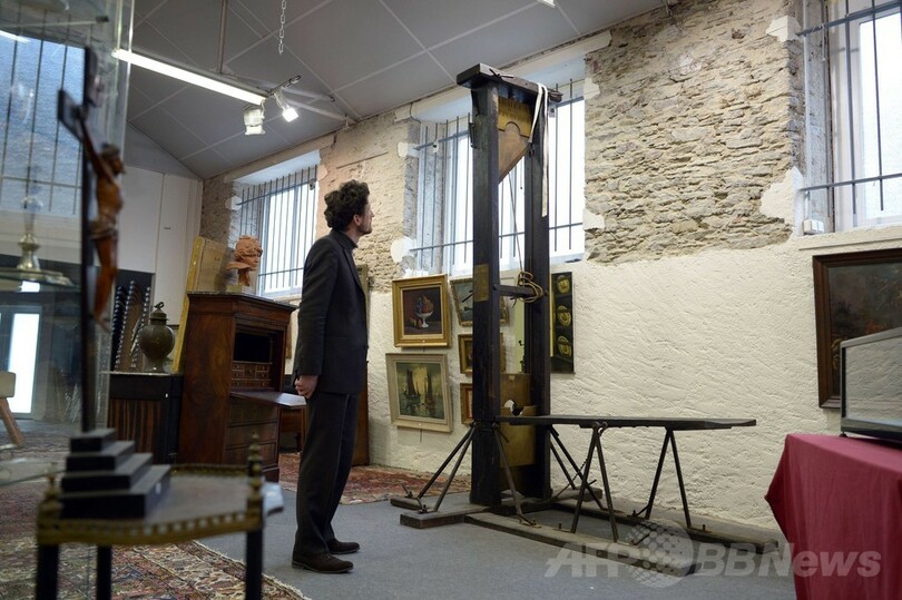 「今でも斬れる」19世紀のギロチン、競売へ フランス