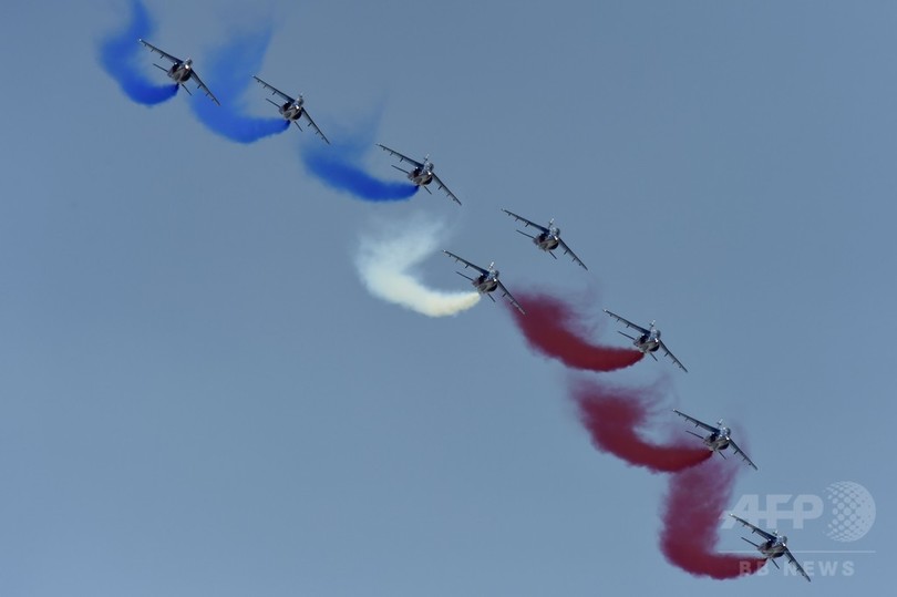 写真特集 パリ国際航空ショー 仏空軍の展示飛行 写真16枚 国際ニュース Afpbb News