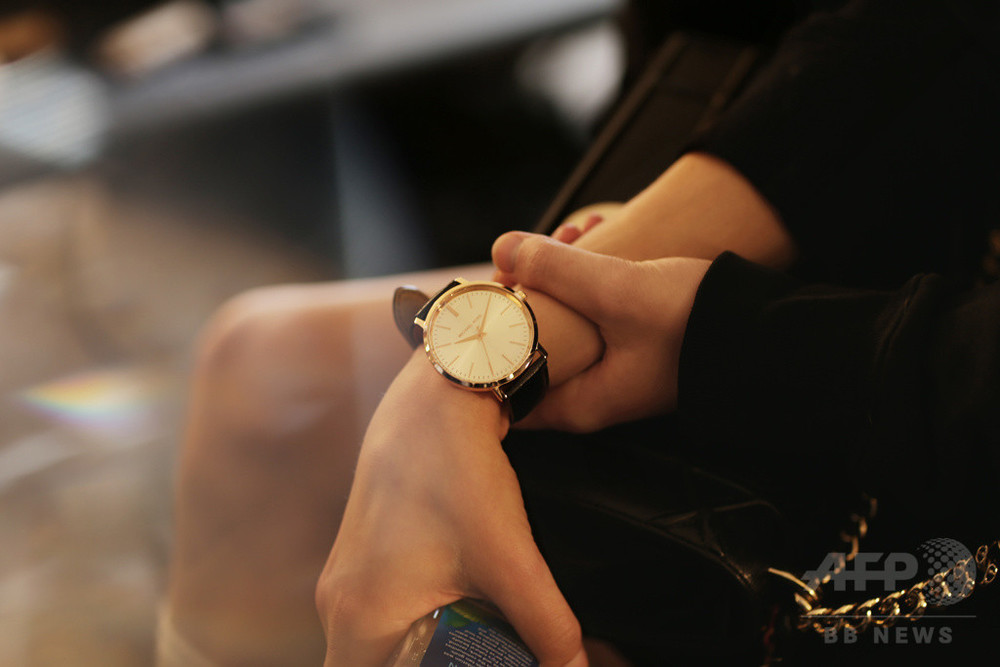 マイケルコースRUNWAY 40mm PVC ウォッチ - MKシグネチャー｜ファッション