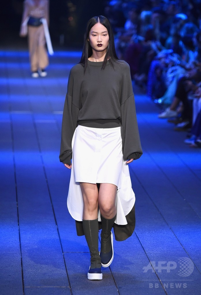 「DKNY」17年春夏