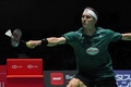 バドミントン、ジャパン・オープン、男子シングルス準決勝。リターンを打つヴィクター・アクセルセン（2023年7月29日撮影）。(c)Toshifumi KITAMURA / AFP